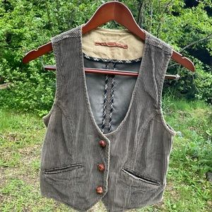Sessun brown corduroy vest